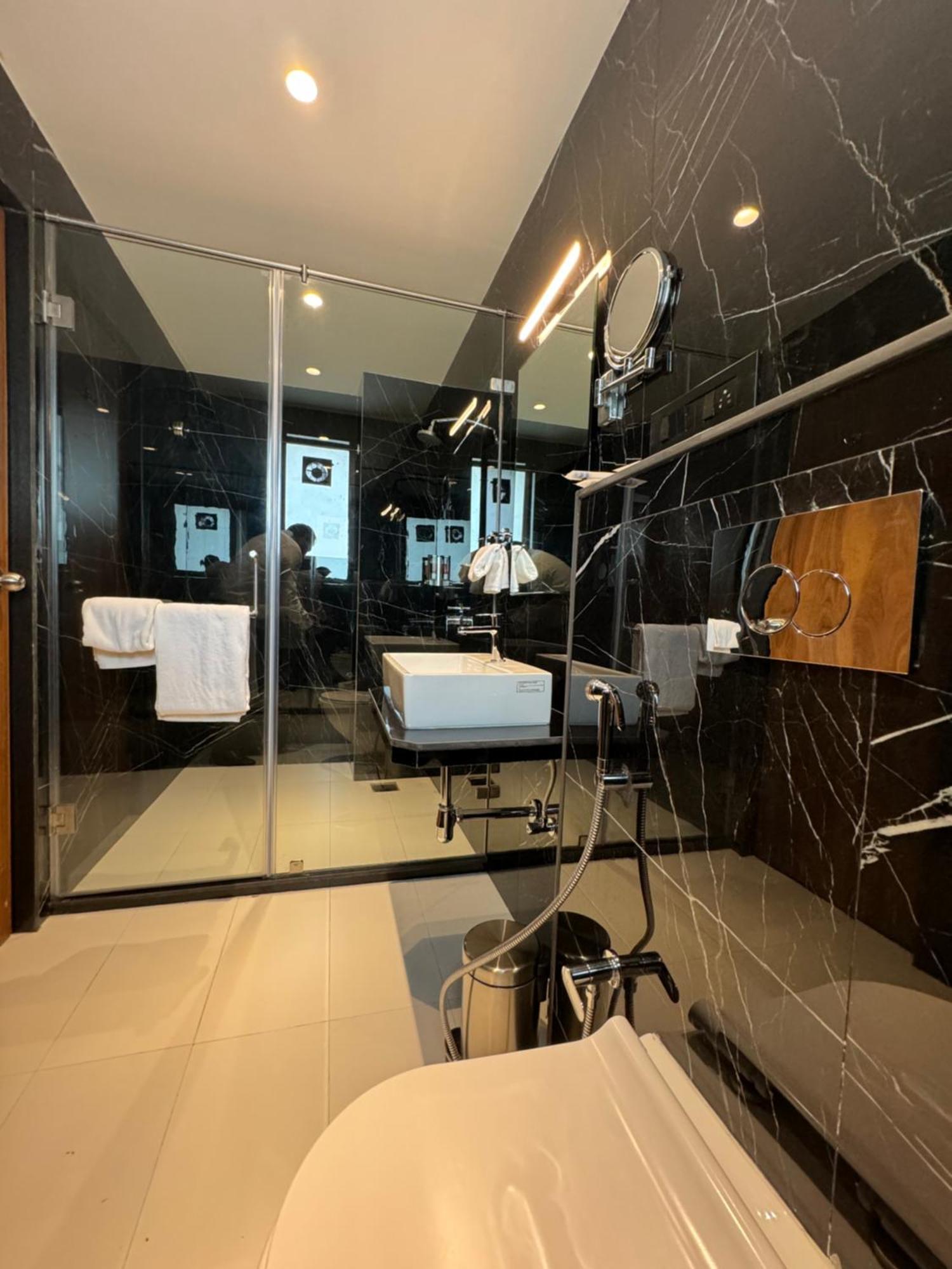 Hotel Mumbai House, Malad Экстерьер фото